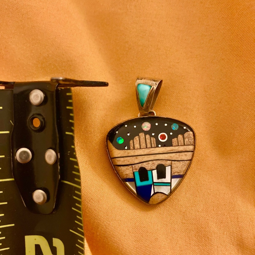 Unique pendants